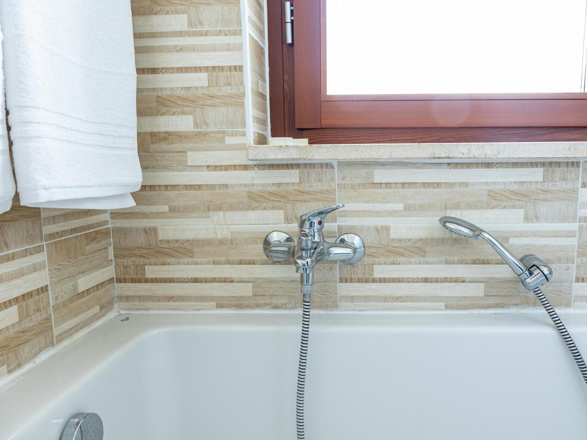 Frattocchie Mrb Real Estate - Maison Ludovica - Monolocale Moderno Con Giardino מראה חיצוני תמונה