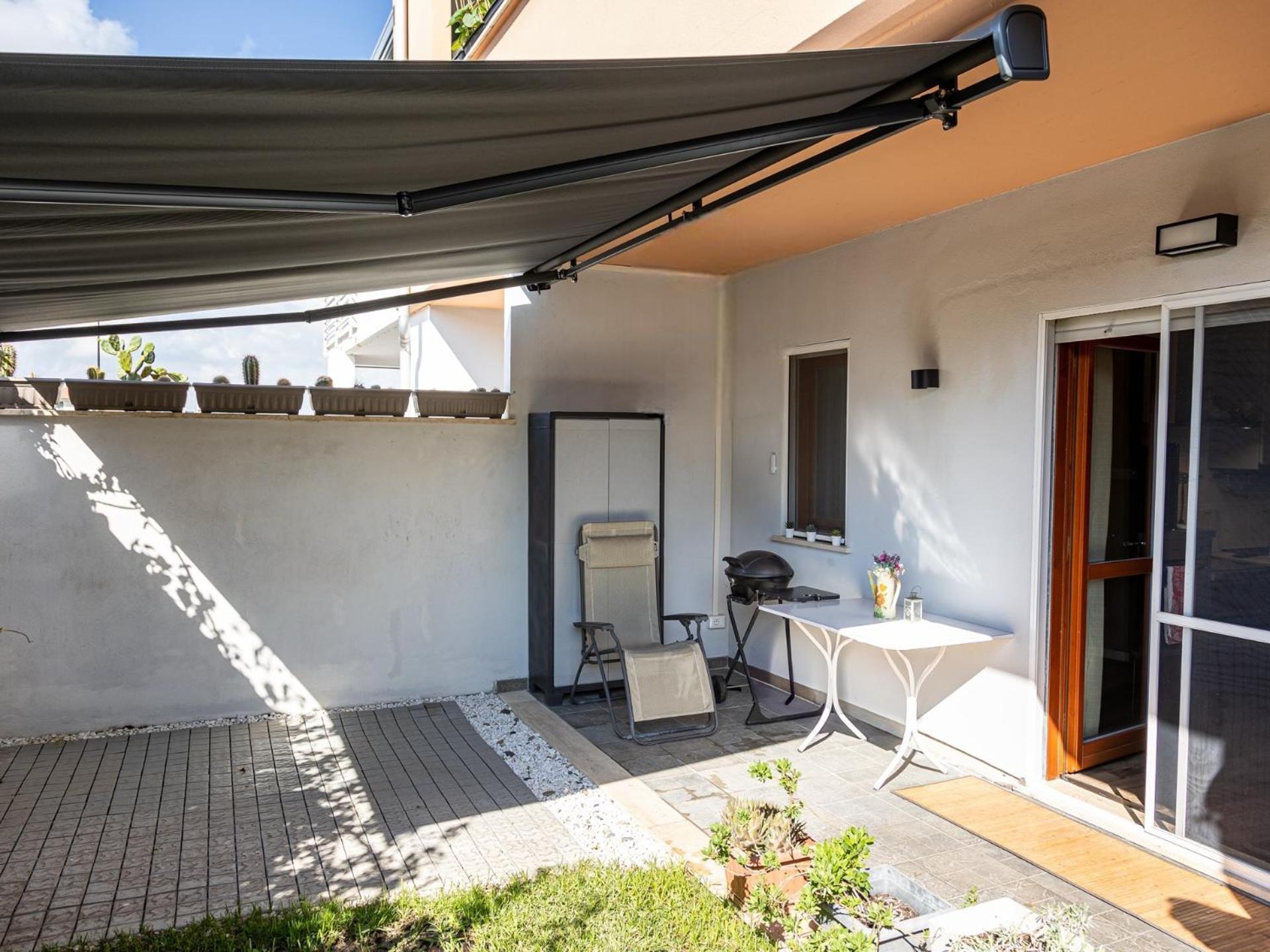 Frattocchie Mrb Real Estate - Maison Ludovica - Monolocale Moderno Con Giardino מראה חיצוני תמונה